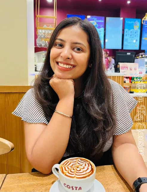 Ayushi  Raghav
